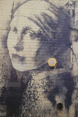 Verfremdetes „Mädchen“ im MoCo-Museum