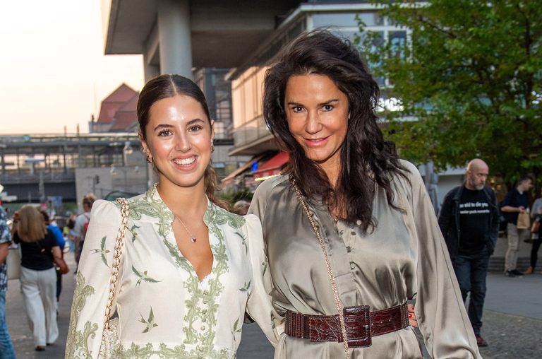 Mariella Ahrens: Stolze Kurven, stolzer Lover