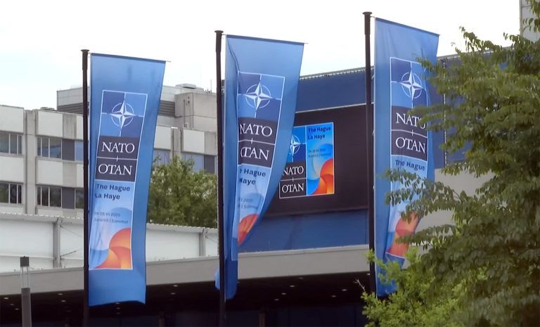 Politik: Bündnis unter Druck