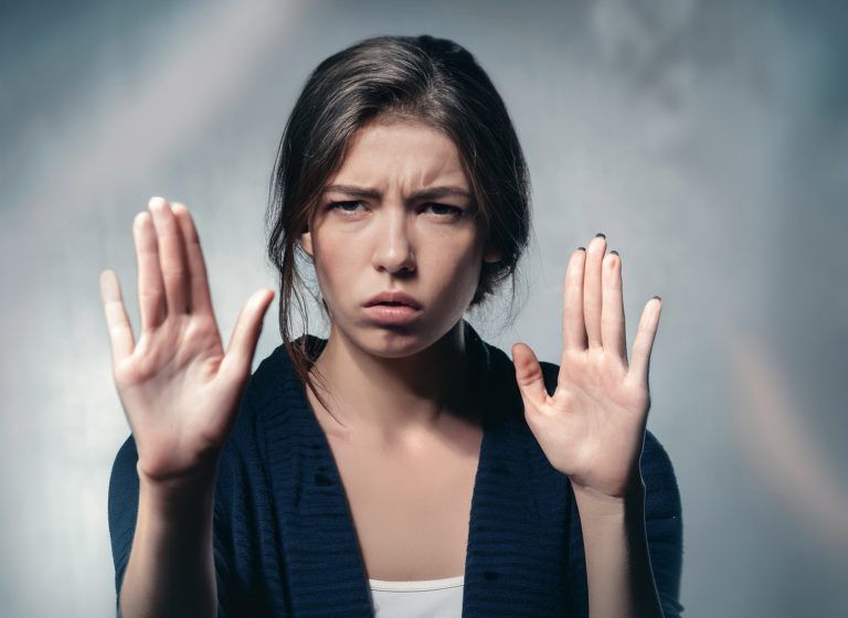 Deutsche Redewendung: „Jemandem eine Abfuhr erteilen“