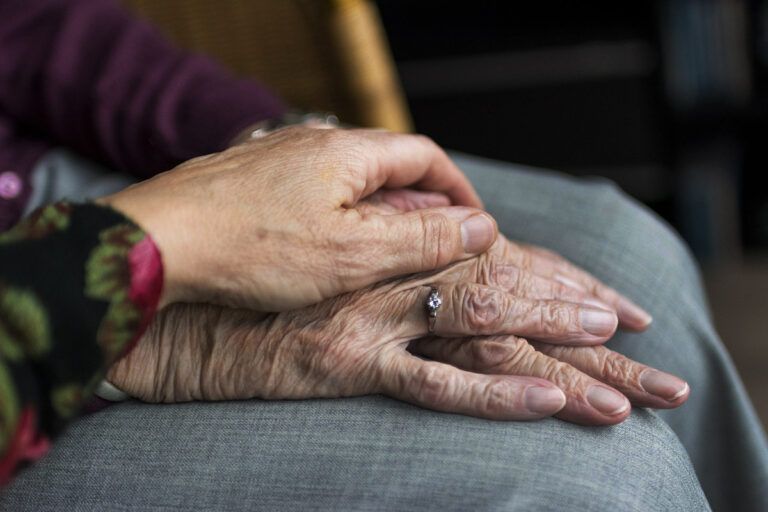 ALS-Patient hat Anspruch auf 24h-Pflege ALS-Patient hat Anspruch auf 24h-Pflege