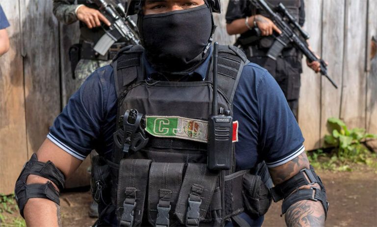 Politik: Außer Kontrolle