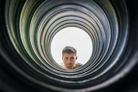 Deutsche Redewendung: In die Röhre gucken